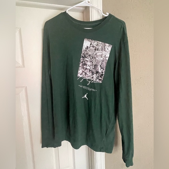 Jordan Brand Green Long Sleeve Tee - Picture 1 of 5